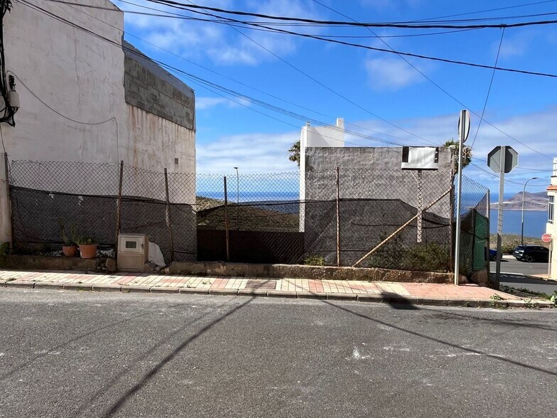 Calle Almudena, 11, Las Palmas de Gran Canaria, Las Palmas for sale - Building Photo - Image 3 of 9