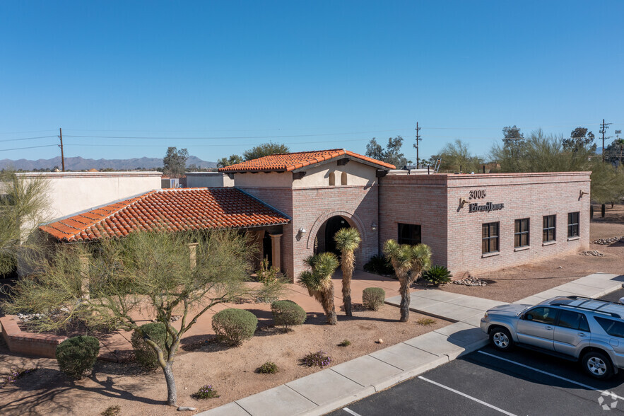 3005 W Ina Rd, Tucson, AZ for sale - Primary Photo - Image 1 of 1