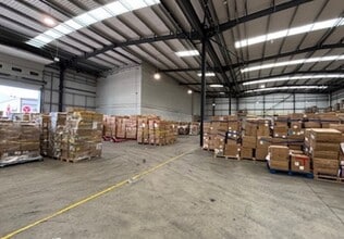 Crockfold Ln, Basingstoke to rent Interior Photo- Image 1 of 3