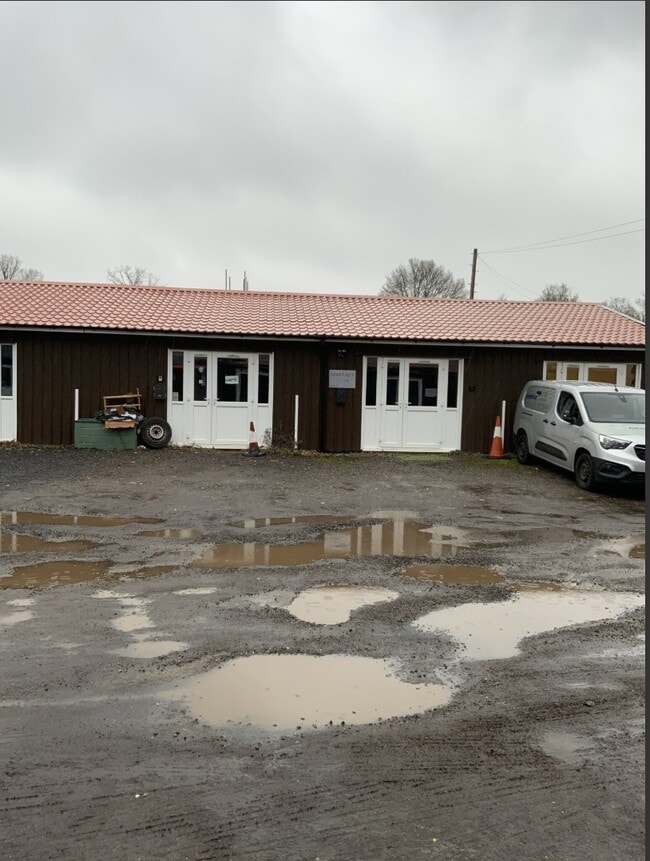 More details for Rusper Rd, Lowfield Heath - Industrial to Rent