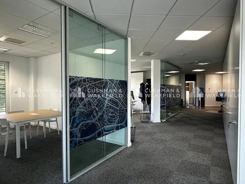 Office in Strasbourg to rent - Building Photo - Image 3 of 11