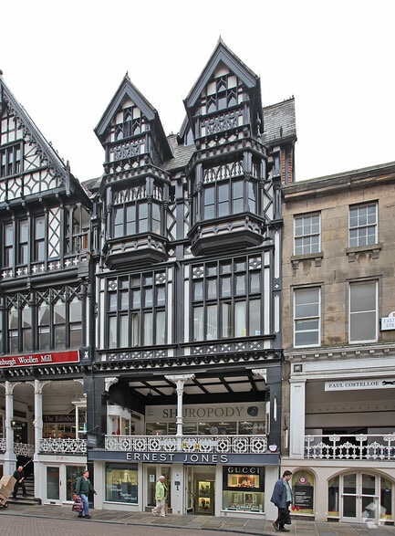 8-10 Eastgate Row, Chester to rent - Building Photo - Image 2 of 3