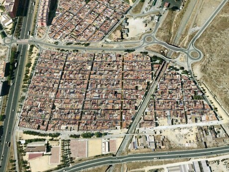 Retail in SEVILLA, Sevilla to rent Aerial- Image 1 of 3