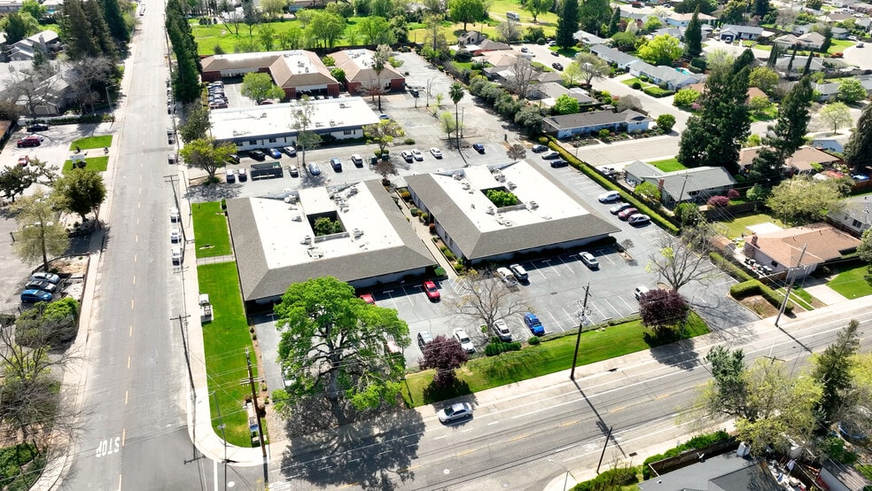 2 Building Portfolio portfolio of 2 properties for sale on LoopNet.co.uk - ProVideo LoopNet - Image 3 of 28