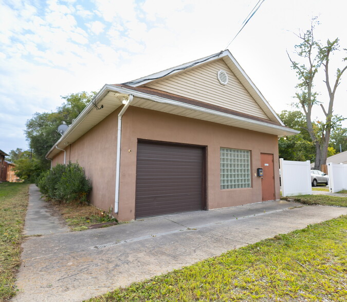 216 White Horse Pike, Clementon, NJ for rent - Building Photo - Image 2 of 32