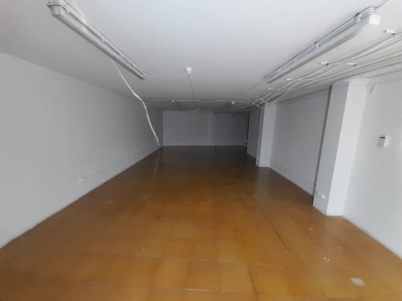 View Photo