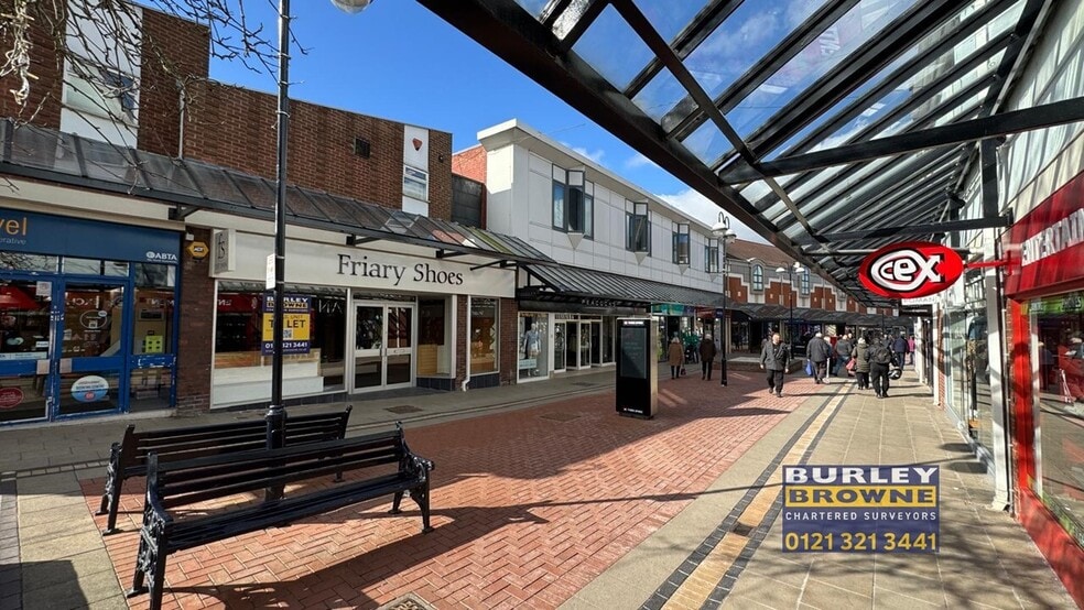 Gresley Row, Lichfield to rent - Building Photo - Image 3 of 14
