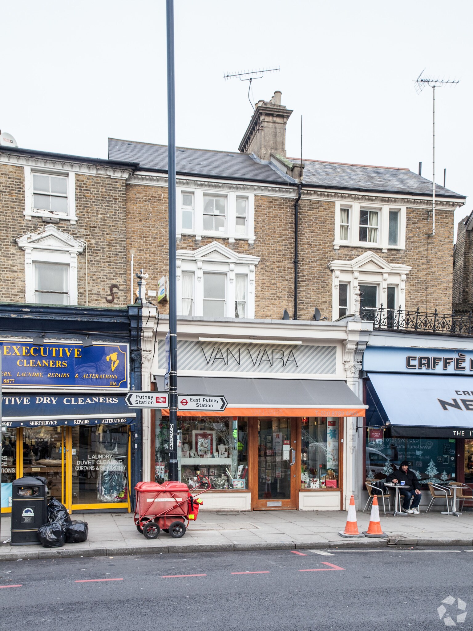 114 Upper Richmond Rd, London for sale Building Photo- Image 1 of 1