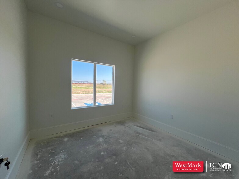 13918 Indiana Ave, Lubbock, TX for sale - Building Photo - Image 2 of 4