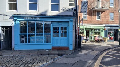 84 Church St, Whitby to rent Building Photo- Image 2 of 3