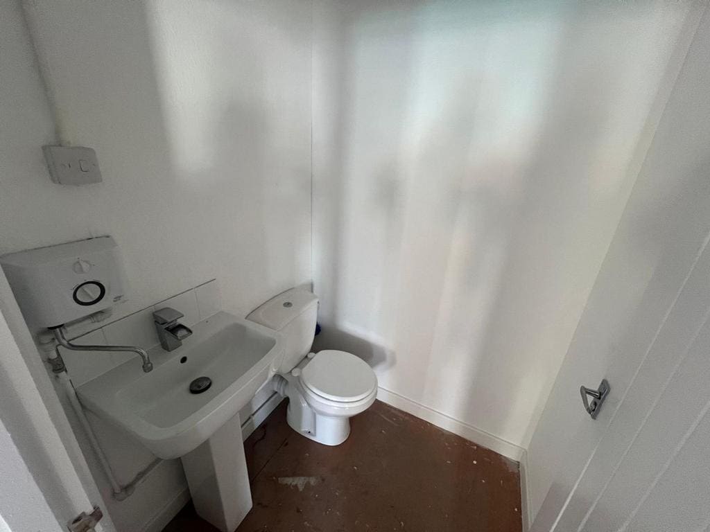 33-34 Church St, Seaham to rent Interior Photo- Image 1 of 5
