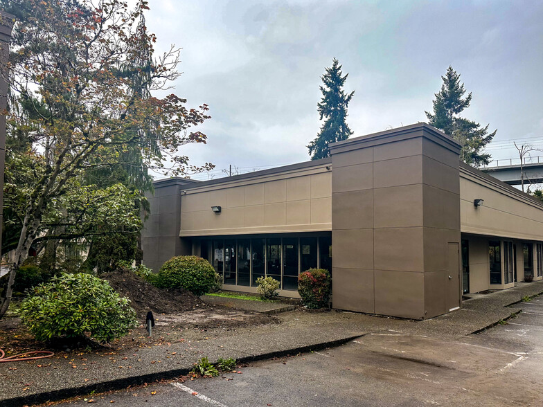 14278 NE 21st St, Bellevue, WA for rent - Building Photo - Image 1 of 6