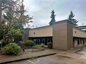 14278 NE 21st St, Bellevue, WA for rent Building Photo- Image 1 of 7