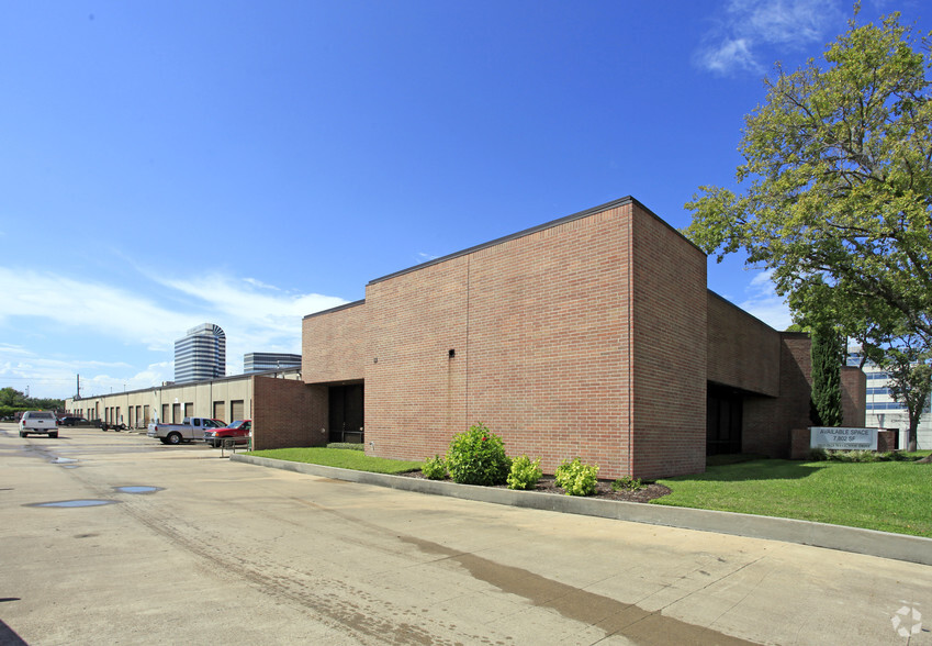 3602-3628 Westchase Dr, Houston, TX for rent - Building Photo - Image 3 of 16