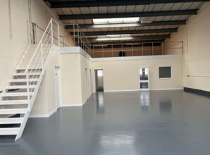 1-3 Monk Pond St, Northampton to rent Interior Photo- Image 1 of 3