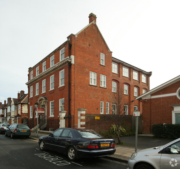 12 Compton Rd, London for rent - Building Photo - Image 3 of 3