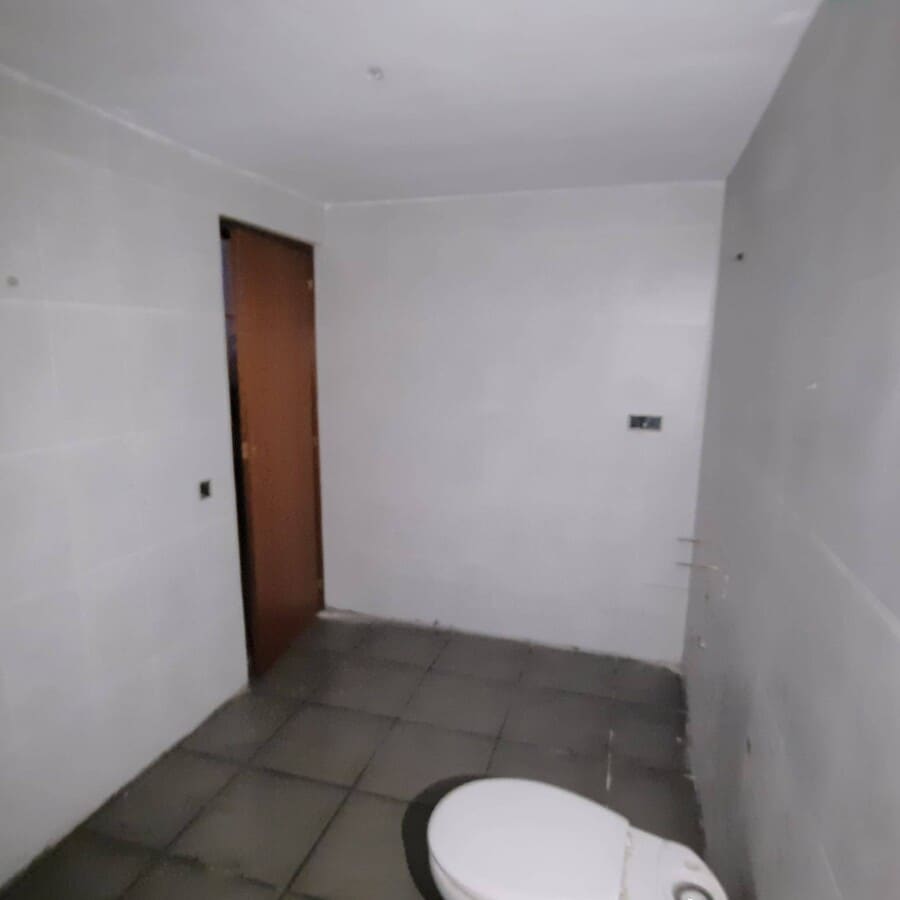 Igualada, BAR 08700 - Unit 01 -  - Interior Photo - Image 2 of 4