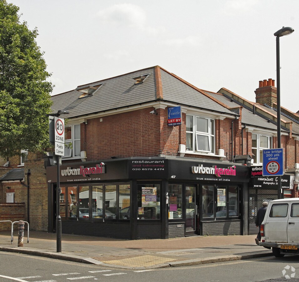 47 Greenford Ave, London, W7 1LP UK