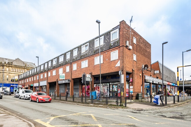 More details for 102A Huddersfield Rd, Oldham - Retail to Rent
