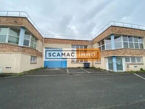 Light Industrial in Ivry-sur-Seine to rent Building Photo- Image 1 of 3