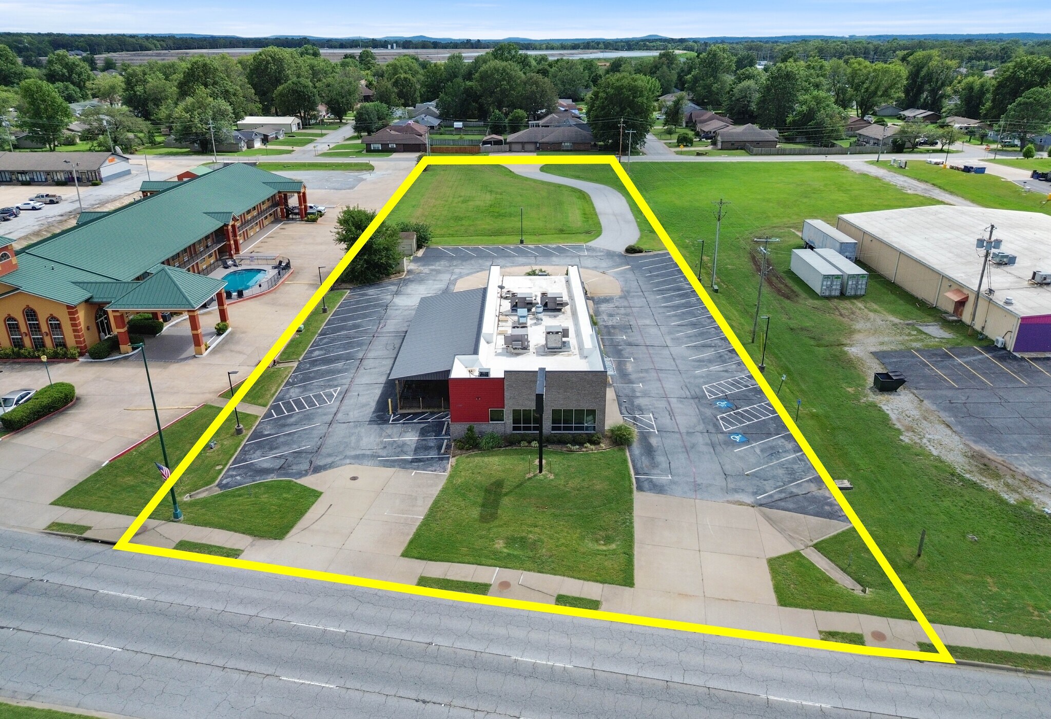 1400 Highway 412 W, Siloam Springs, AR for sale Primary Photo- Image 1 of 1