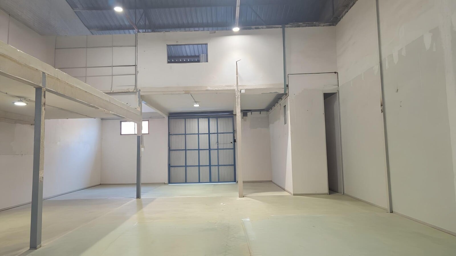 Tarragona, TAR 43006 - Unit 1 -  - Interior Photo - Image 1 of 9
