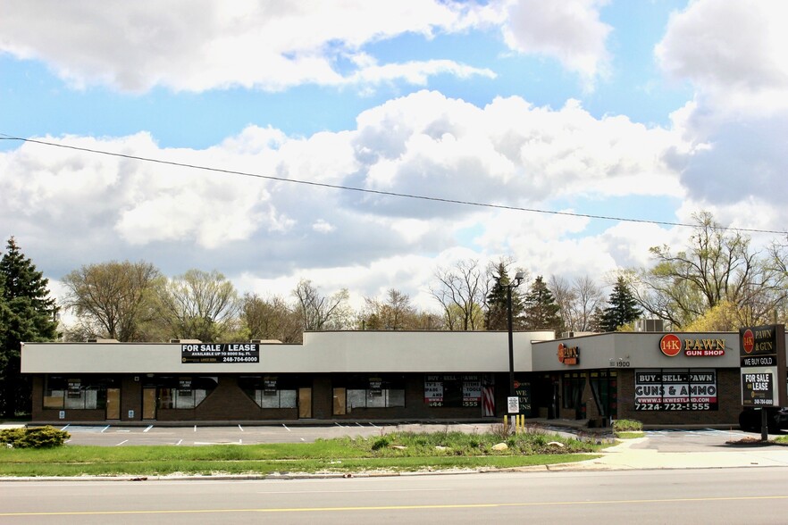 1900-2020 N Wayne Rd, Westland, MI for sale - Building Photo - Image 1 of 1