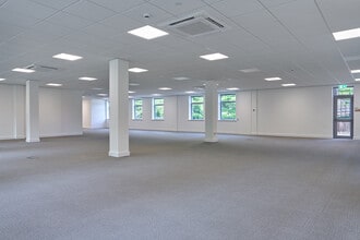 Clifton Park Av, York to rent Interior Photo- Image 1 of 10