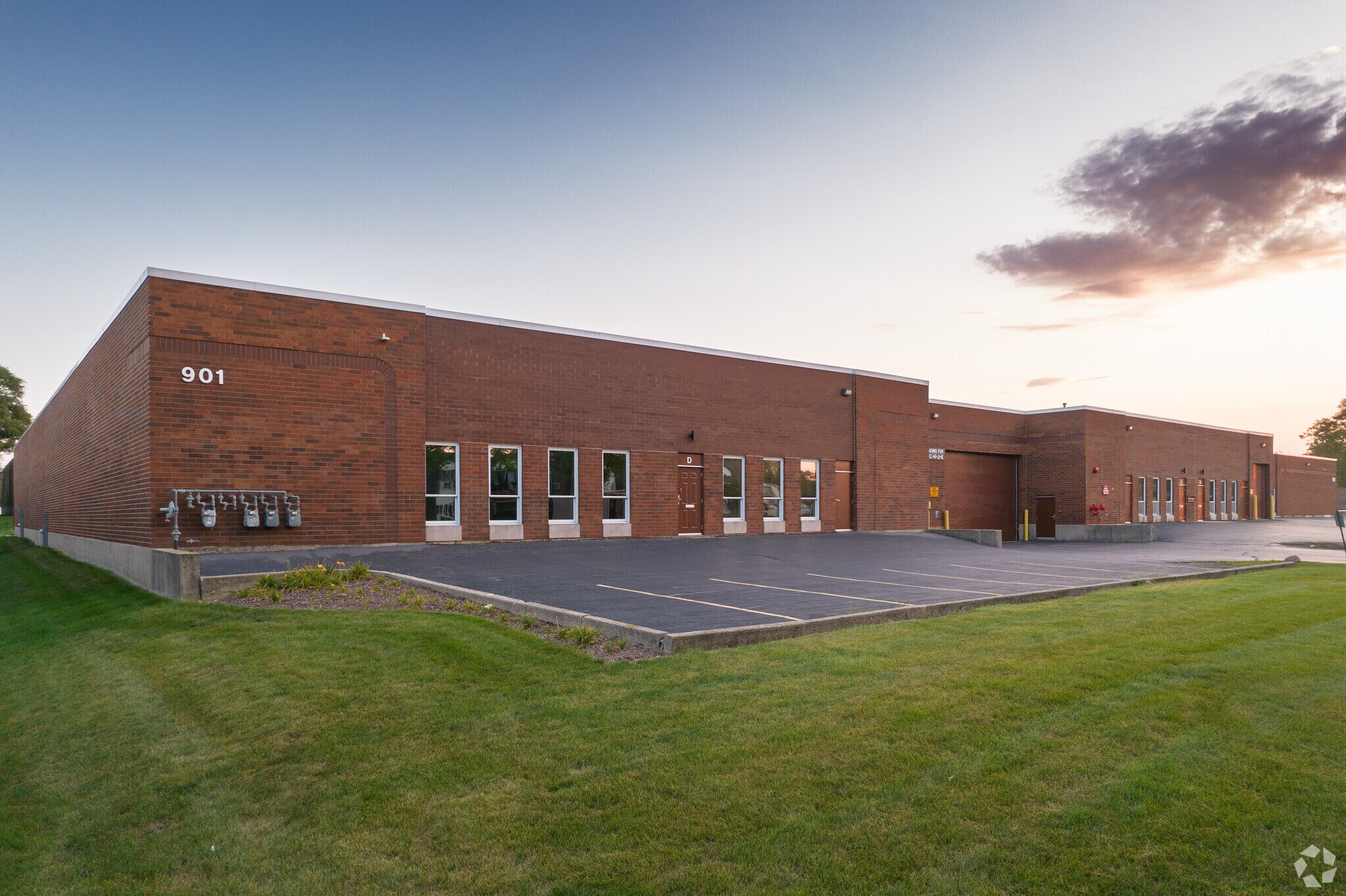 901 E Orchard Ave, Mundelein 60060 Mundelein Warehouse Units For