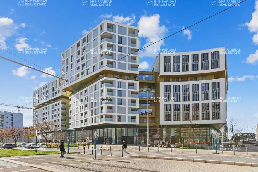 Office in Montpellier to rent - Primary Photo - Image 1 of 35