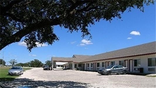 1075 US Highway 87 E, Eden, TX for sale - Primary Photo - Image 1 of 1