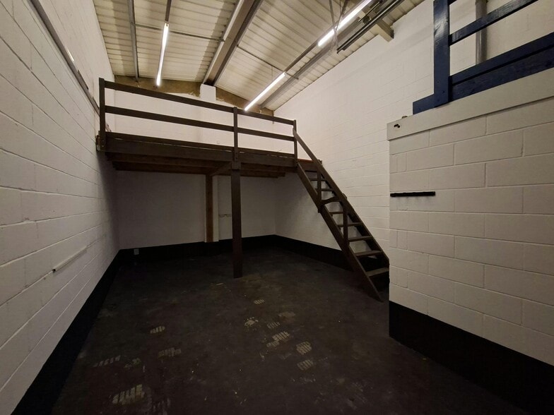 Newark Rd, New Ollerton to rent - Building Photo - Image 2 of 6