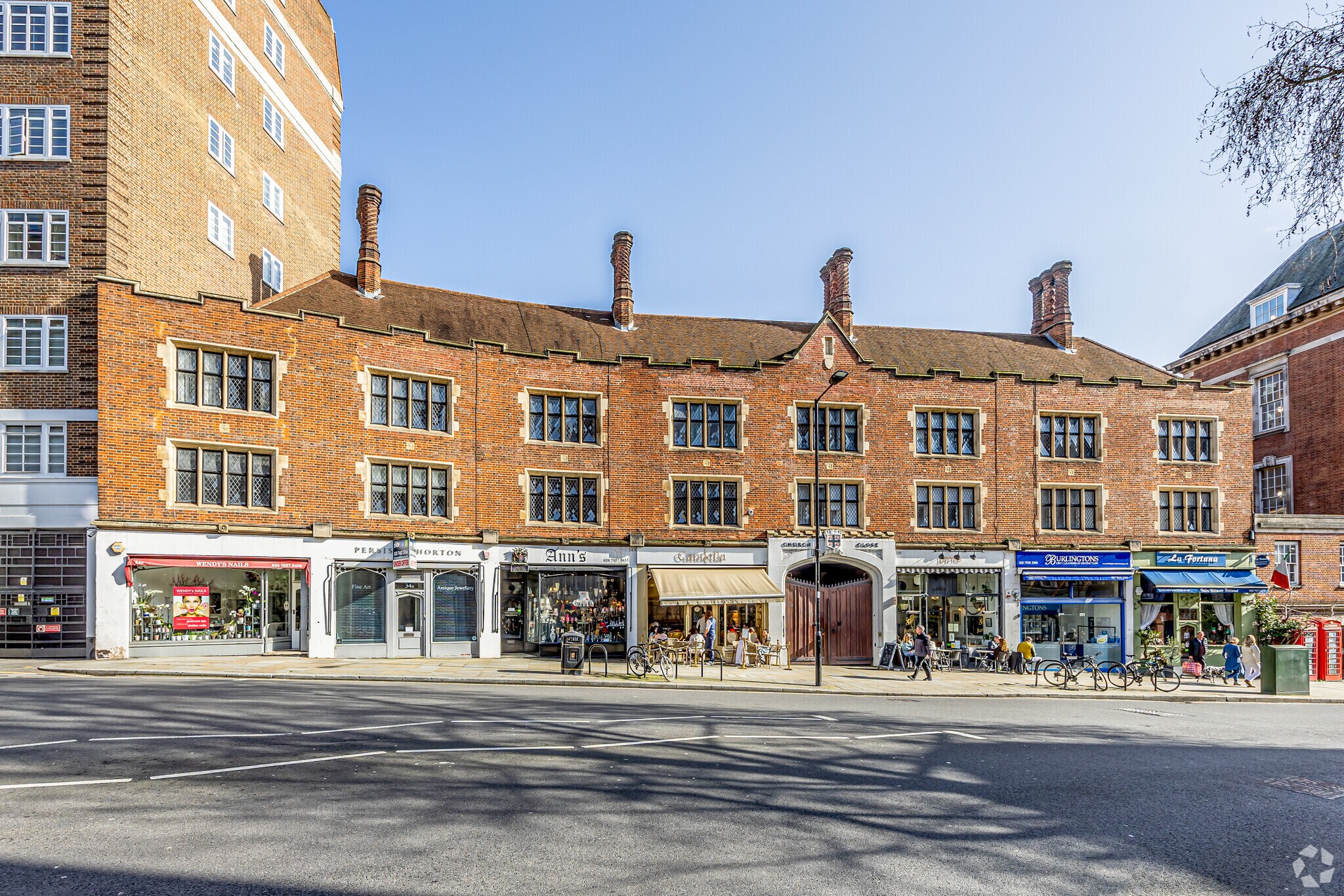 34B Kensington Church St, London to rent Primary Photo- Image 1 of 3