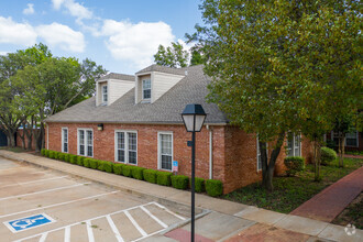 1010 NW Grand Blvd, Oklahoma City, OK for rent Primary Photo- Image 1 of 8