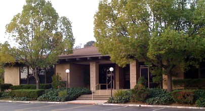 301 Alamo Dr, Vacaville, CA for rent Building Photo- Image 1 of 6