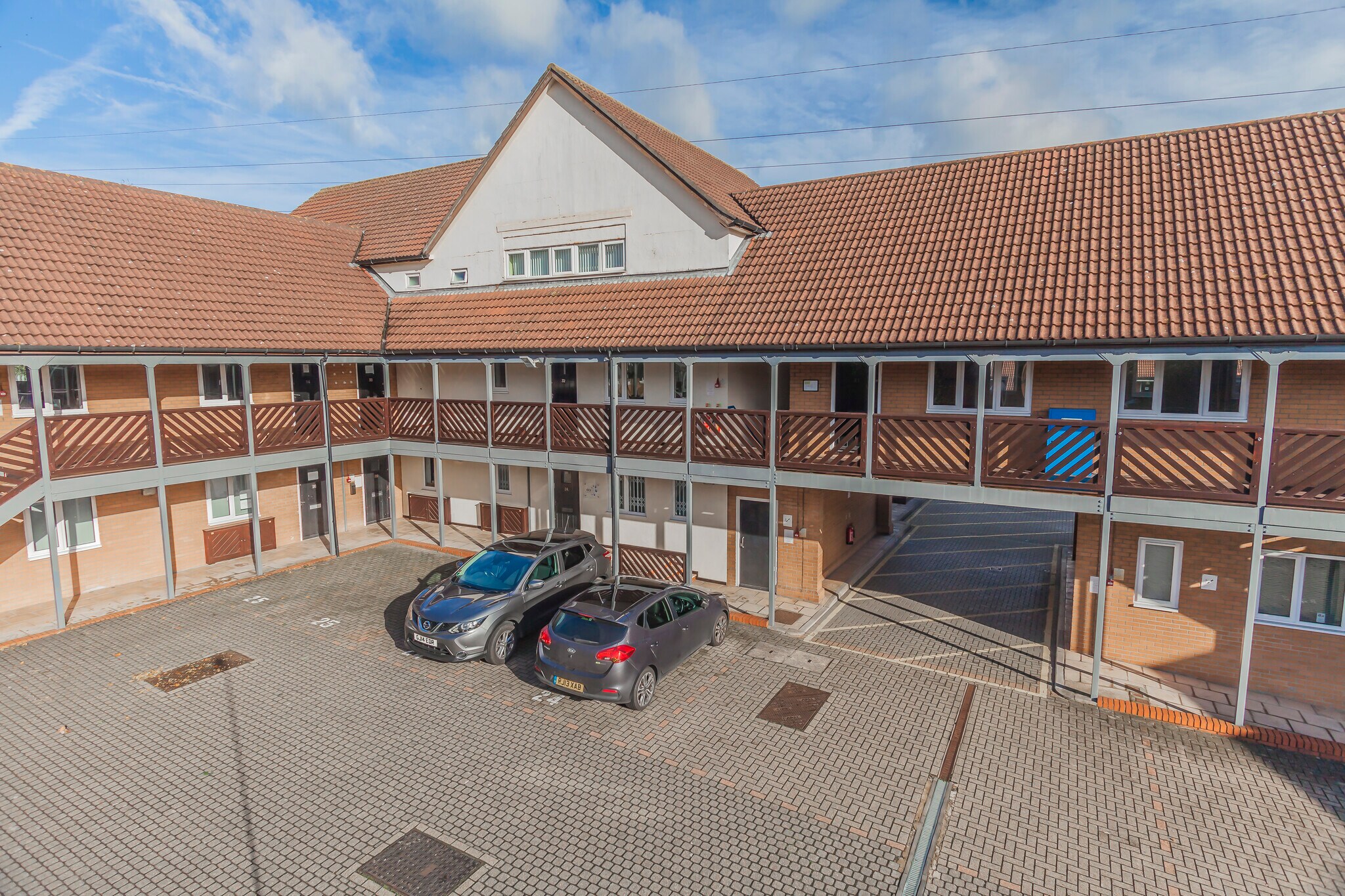 Woodlands, Bradley Stoke to rent Building Photo- Image 1 of 9