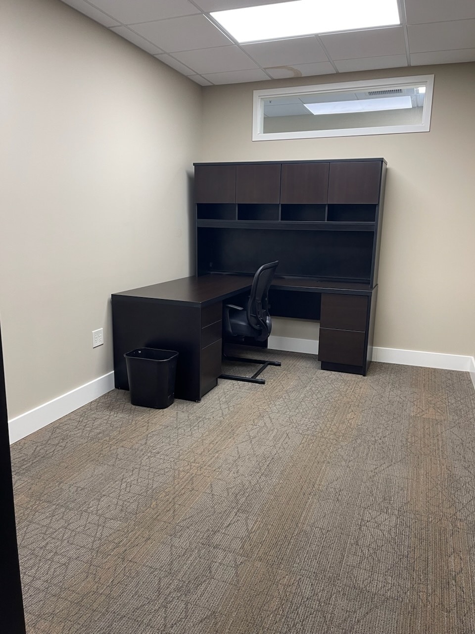 1 W Broad St, Bethlehem, PA to rent Interior Photo- Image 1 of 1