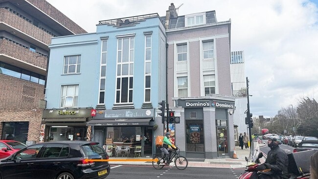 More details for 55 Battersea Bridge Rd, London - Retail for Sale