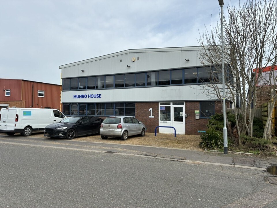 Trafalgar Way, Bar Hill to rent Primary Photo- Image 1 of 3