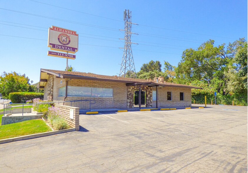 4040 Alhambra Ave, Martinez, CA for sale - Building Photo - Image 1 of 1