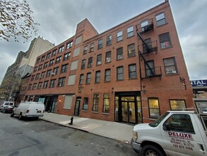 517-525 W 45th St, New York, NY for rent Primary Photo- Image 1 of 8