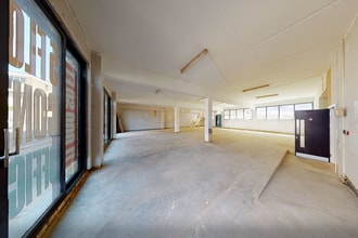 55-61 Brewery Rd, London for sale Interior Photo- Image 1 of 7