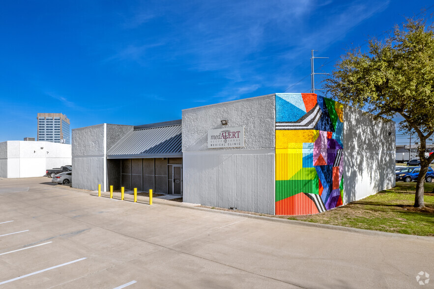 3137 Irving Blvd, Dallas, TX for rent - Building Photo - Image 1 of 14