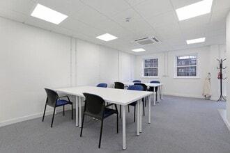 87 Blackfriars Rd, London to rent Interior Photo- Image 1 of 5