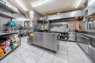 136 High St, Harrow to rent Building Photo- Image 2 of 9