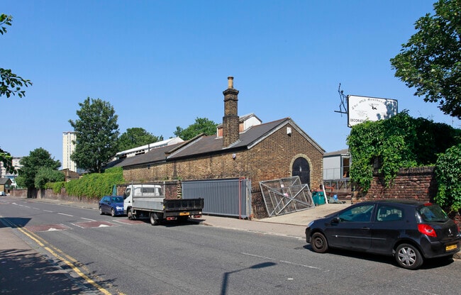 More details for St. James's Rd, London - Industrial to Rent