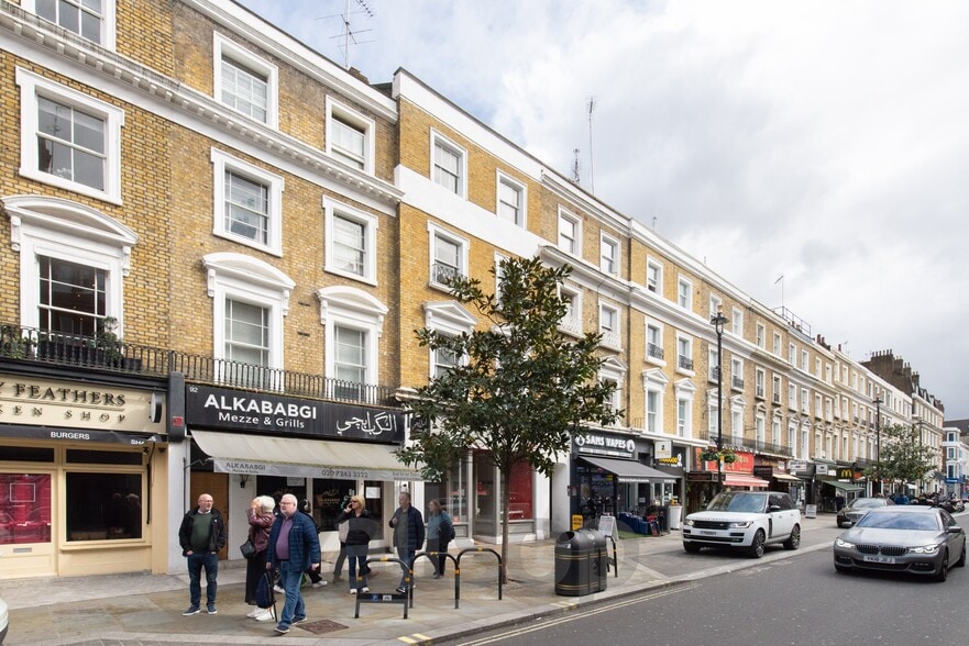 90 Queensway, London to rent - Building Photo - Image 2 of 5