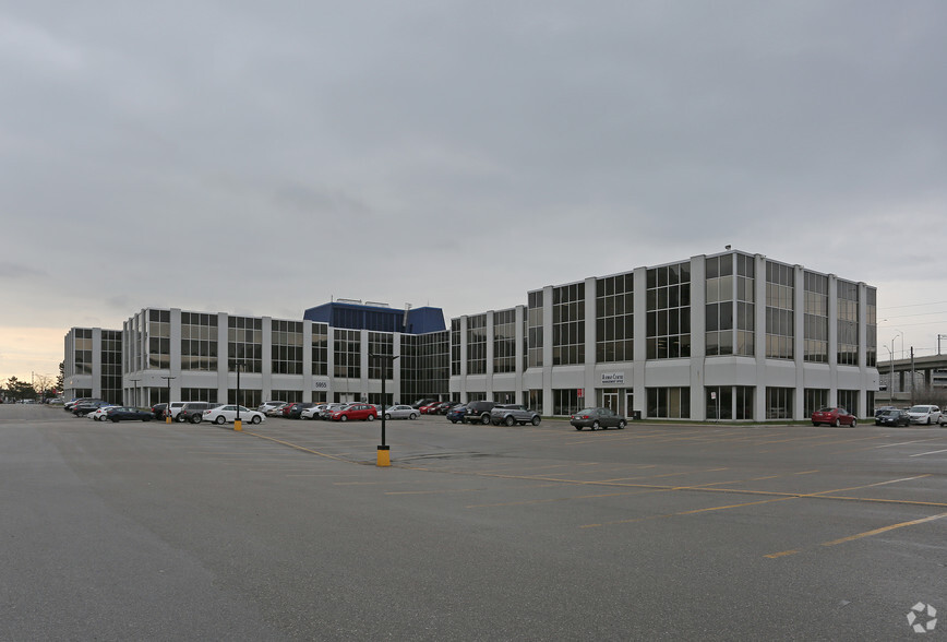 5945-5955 Airport Rd, Mississauga, ON for rent - Primary Photo - Image 1 of 37