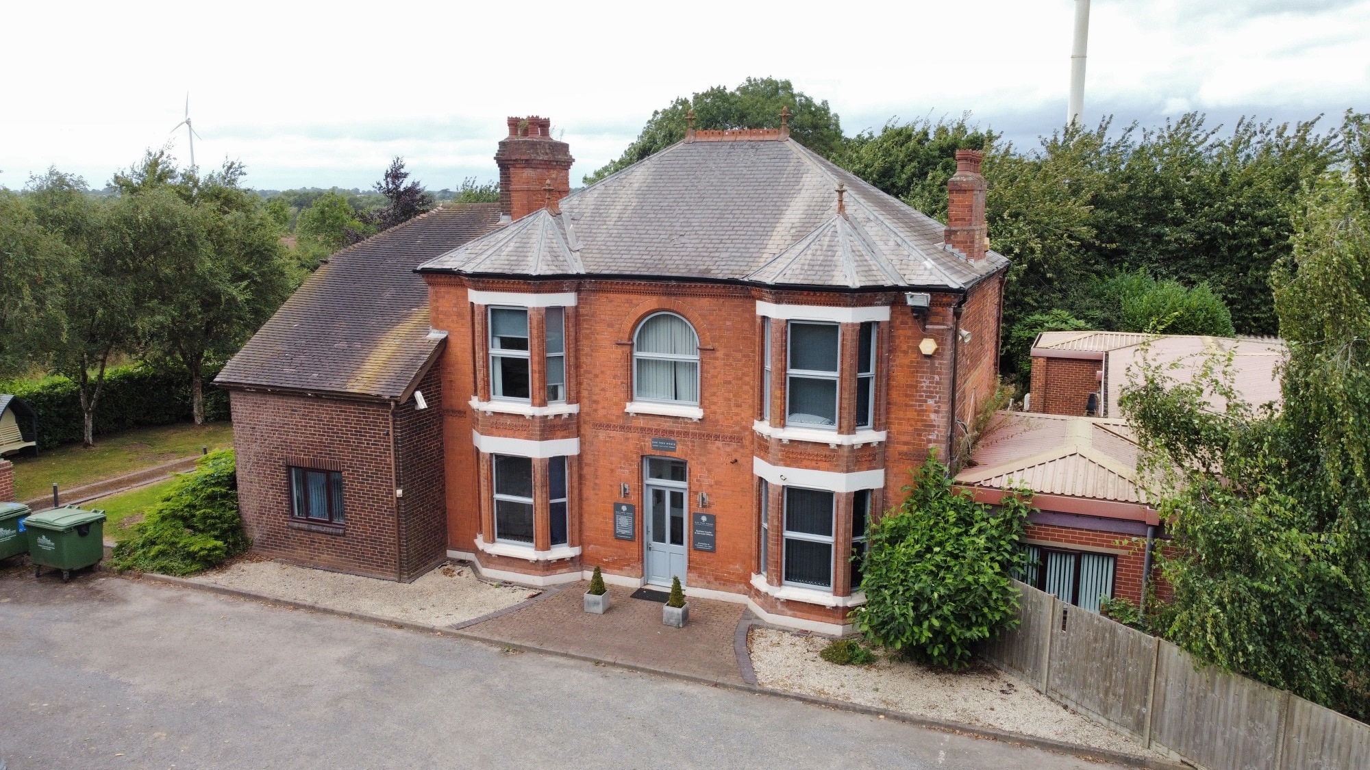 Atherstone Rd, Measham to rent Building Photo- Image 1 of 2
