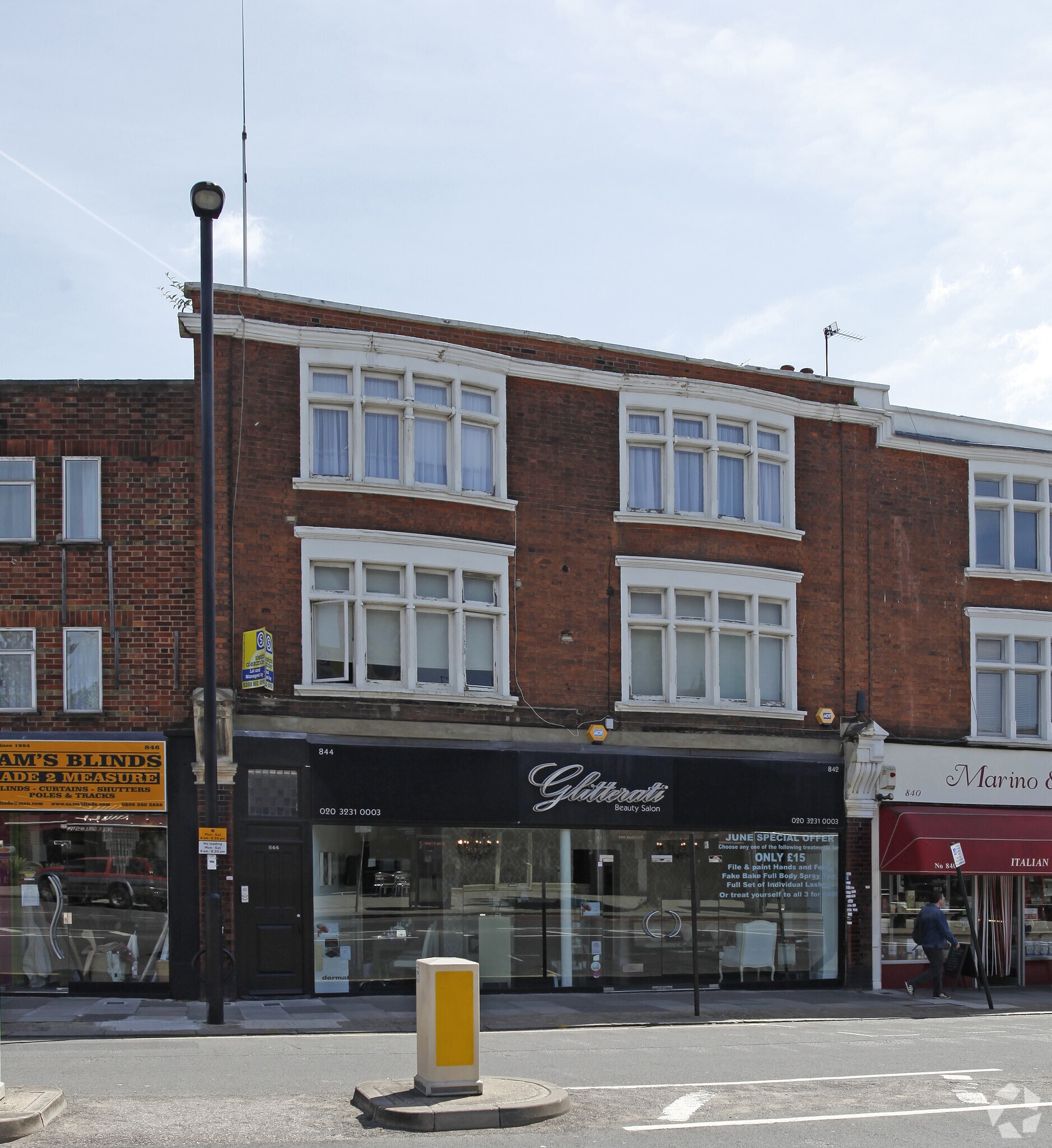 842-844 Green Lanes, London for sale Primary Photo- Image 1 of 1